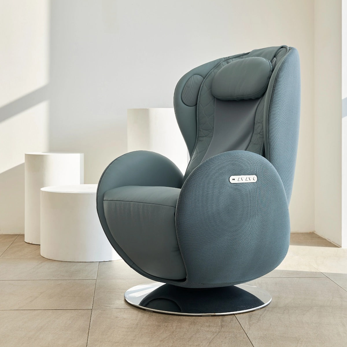 NOUHAUS Luna Zero Gravity Massage Chair