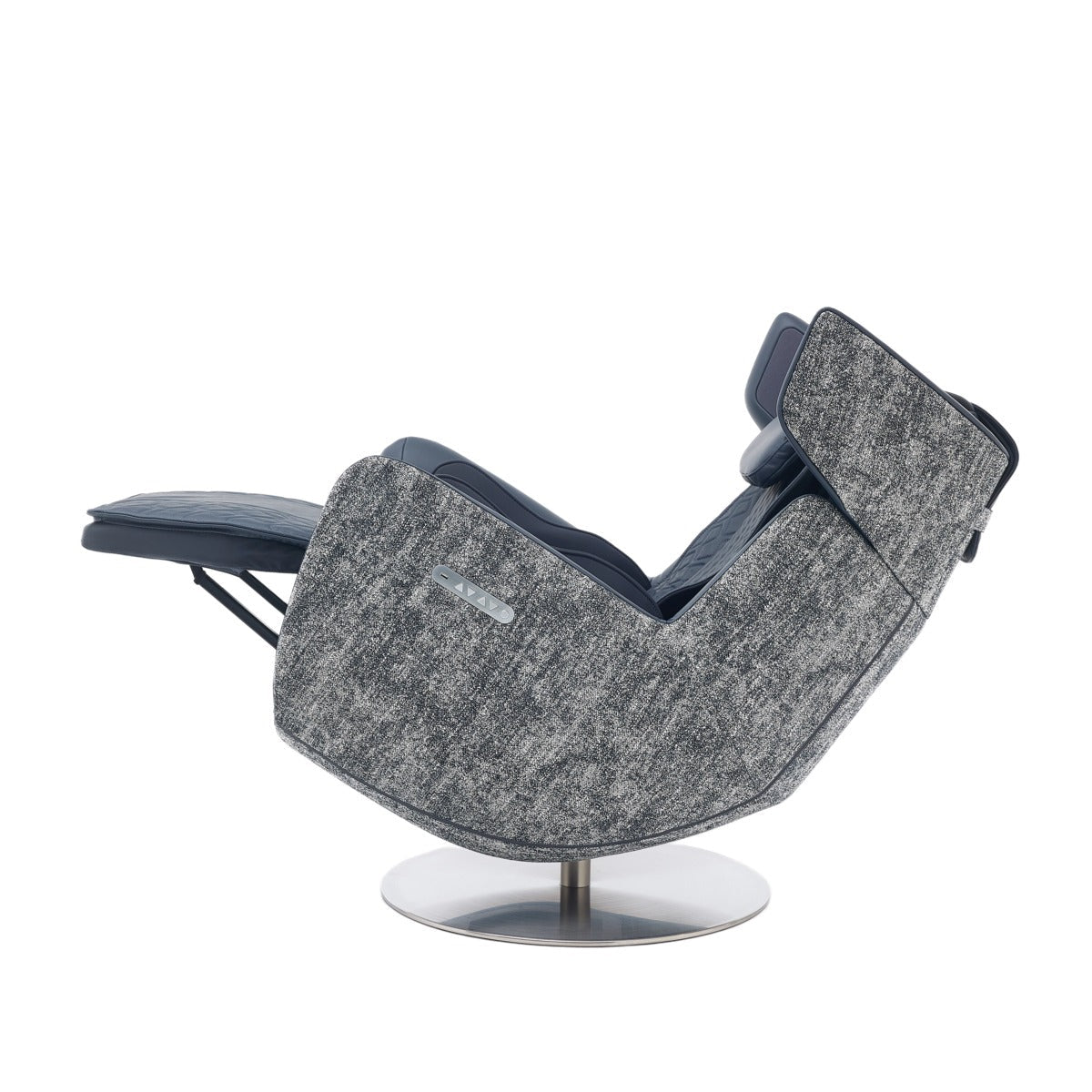 NOUHAUS Orbit Zero Gravity Massage Chair