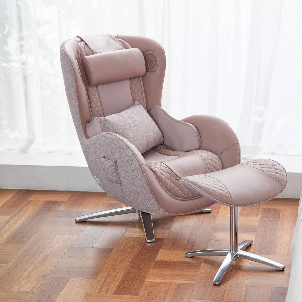 NOUHAUS New Classic Massage Chair